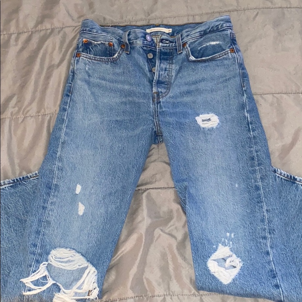 SOLD 💕💕 Levis wedgie fit straight leg jeans